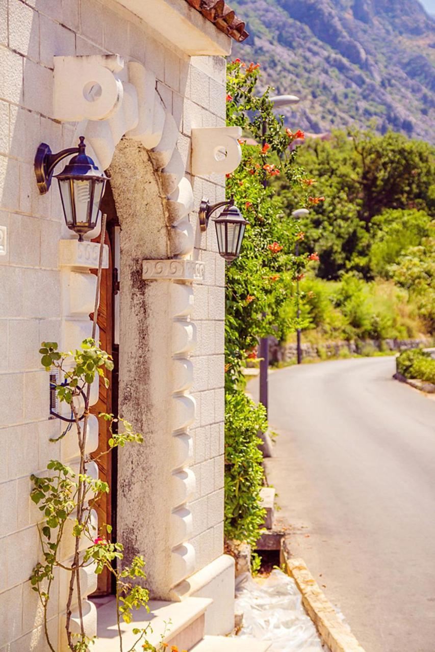 Villa Donkovic Kotor Luaran gambar